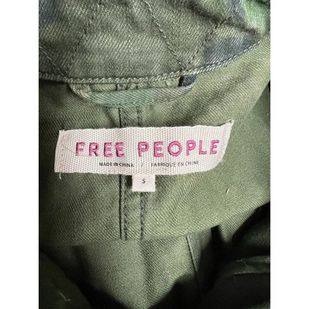 Free People Zippered Camouflage Denim‎ Military Jacket Women’s Size Small